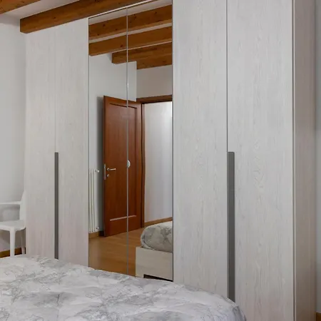 La Corte Moderna Nel Centro Storico - Idromassaggio Apartment Clusone