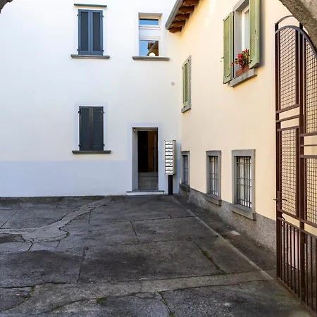 La Corte Moderna Nel Centro Storico - Idromassaggio * Clusone